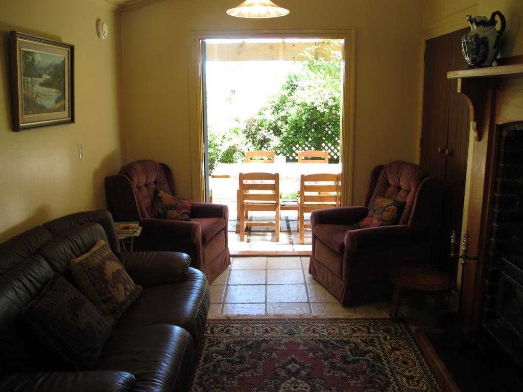 Villa In The Vines Martinborough Exterior foto